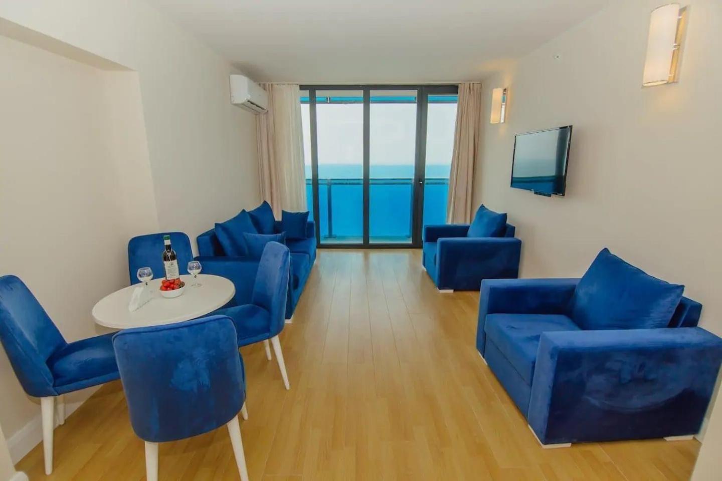 Orbi City Suite Batumi Exterior foto